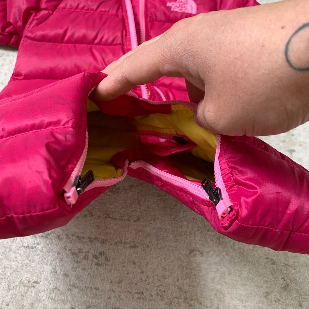 The North Face Infant Down Snowsuit Bunting - Picture 6 of 8